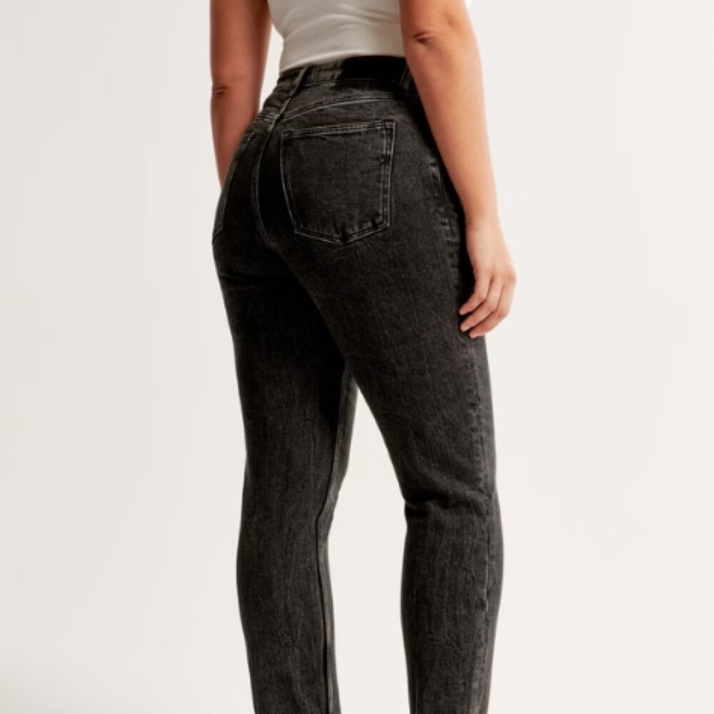 Abercrombie & Fitch The Mom High Rise Curve Love Black Jeans Size 26 2R - Picture 2 of 5